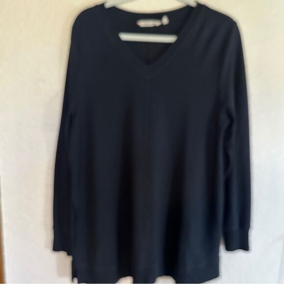 Soft Surroundings Black V Neck Long Sleeve‎ Sweatshirt LARGE - Picture 2 of 10